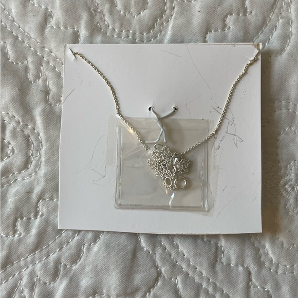 Necklace - Picture 2 of 3